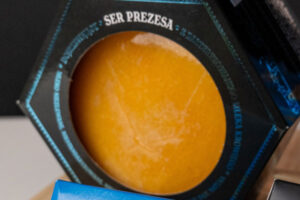 Sery owcze – Naturalna różnorodność i czystość smaku